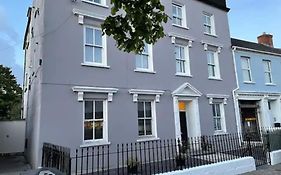 Historic Picturesque Apartment Pembroke